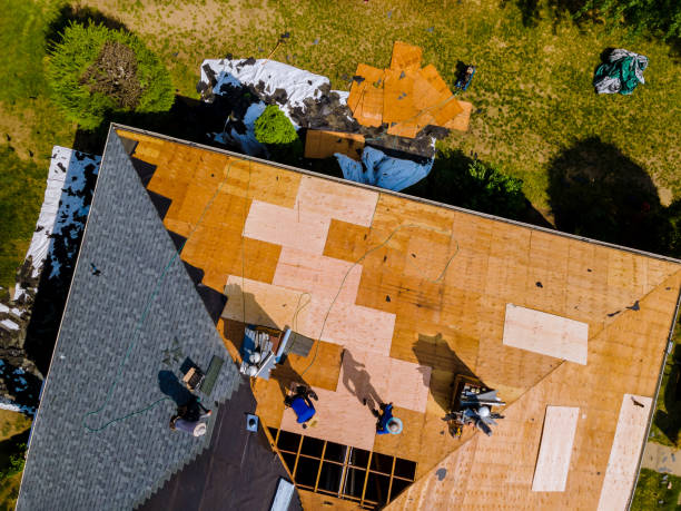 Best Roof Leak Repair  in Thompsonville, CT